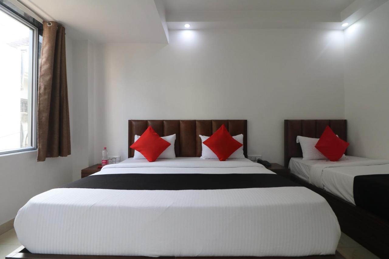 Hotel King Plaza Нью-Дели Экстерьер фото